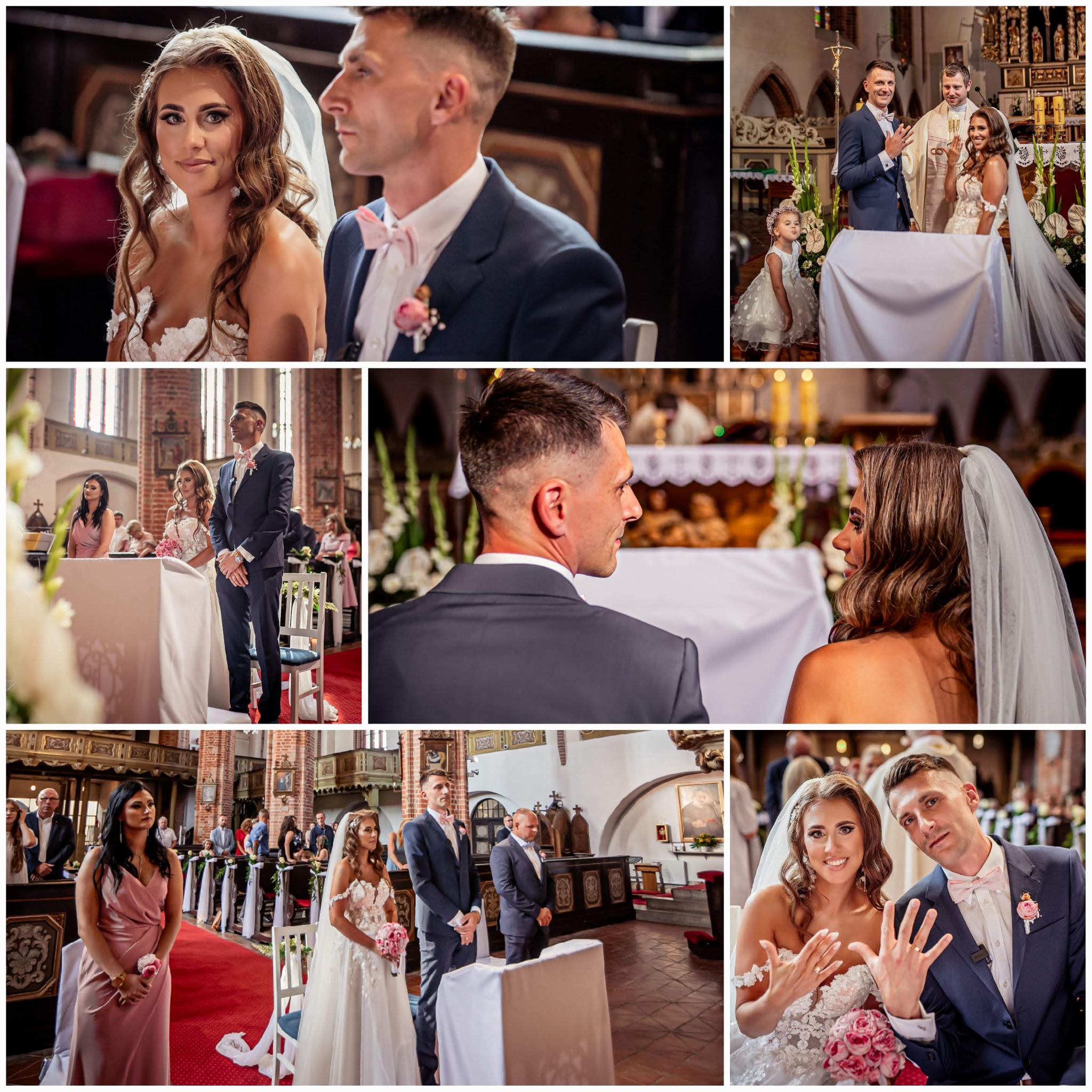 Kolaż zdjęć z ceremonii ślubnej w kościele: panna młoda w koronkowej sukni i welonie, pan młody w granatowym garniturze z różową muszką, przysięga małżeńska przed ołtarzem, goście weselni, obrączki.