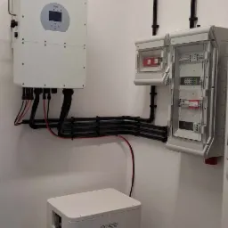 Instalacja fotowoltaiczna z magazynem energii w miejscowości Stara Krobia