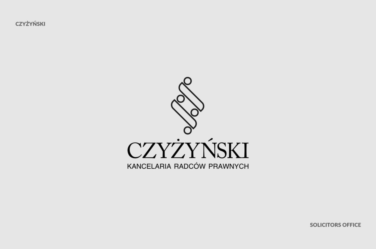 Minimalistyczne logo kancelarii radców prawnych Czyżyński z abstrakcyjnym symbolem i nazwą firmy na jasnoszarym tle.
