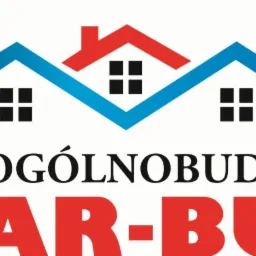 Logo firmy budowlanej MAR-BUD z trzema stylizowanymi domami w kolorach niebieskim i czerwonym nad napisem USŁUGI OGÓLNOBUDOWLANE.