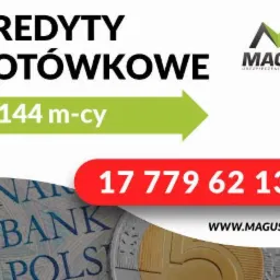 Grafika reklamowa z napisem 'Kredyty Gotówkowe', zieloną strzałką wskazującą na 'do 144 m-cy', numerem telefonu na czerwonym tle, logiem firmy Magus i motywem banknotów oraz monet w tle.