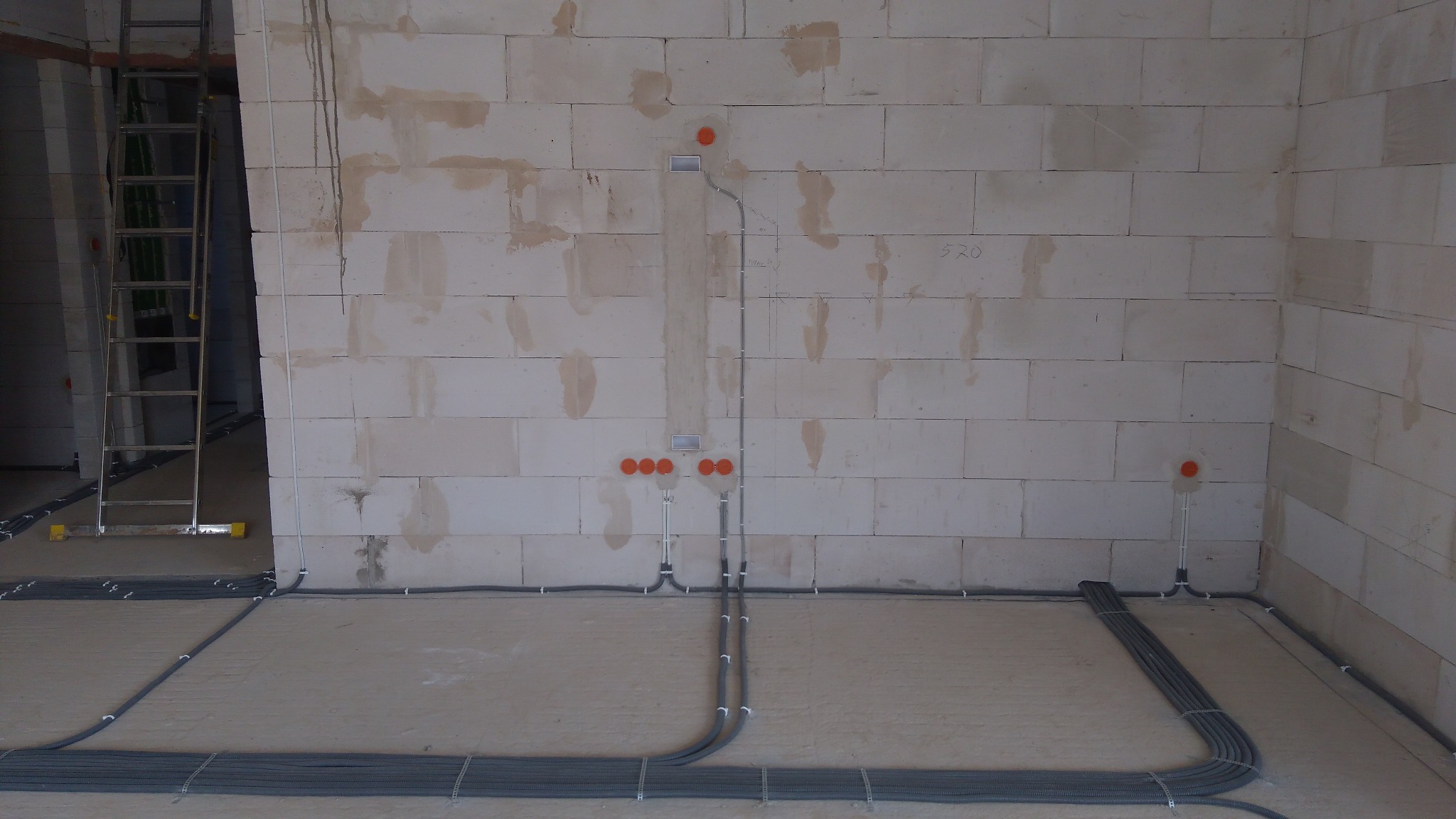 Instalacje elektryczne 1 - Salon