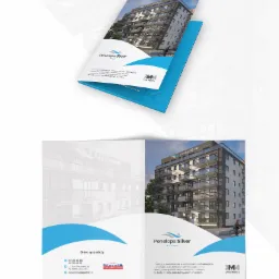 Otwarta broszura reklamowa prezentująca wizualizację nowoczesnego apartamentowca z balkonami, z logo 'Penelopa Silver' i informacjami o inwestycji deweloperskiej w Świnoujściu.