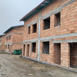 Budowa stanu surowego otwartego dziesięciu budynków mieszkalnych dwulokalowych (5 bliźniaków) - Marki, ul. Okólna - 2021 rok