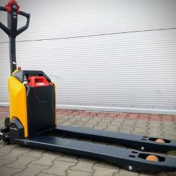 Elektryczny wózek paletowy, model CLG2015L