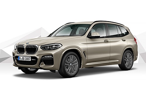 Beżowy samochód typu SUV, model BMW X3, prezentowany na białym tle w Tarczynie.
