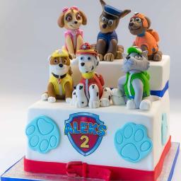 Tort urodzinowy z figurkami Psi Patrol