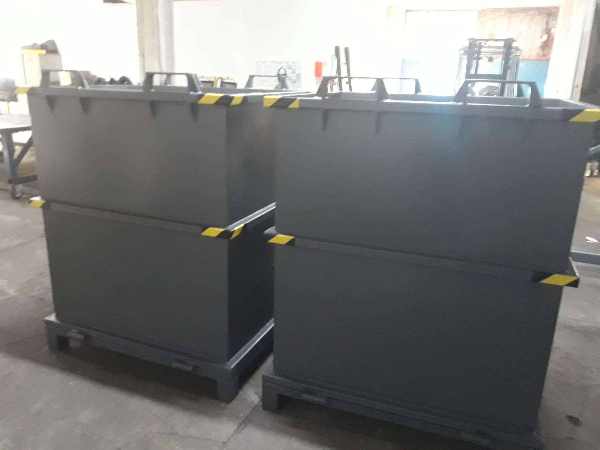 Muldy kontenery samowyładowawcze produkcja od 1m 3 do 2m 3 zapraszam