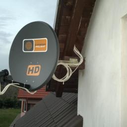 Montaż anteny Sat do krokwi dachu