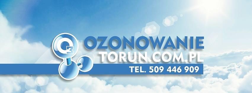 Grafika reklamowa firmy Ozonowanie Torun.com.pl z numerem telefonu na tle błękitnego nieba z chmurami.
