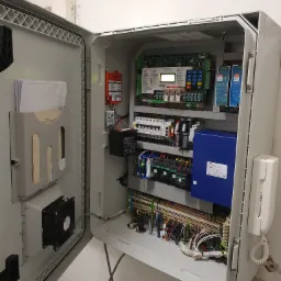 Nowe sterowanie winda hydrauliczna. Szczecin