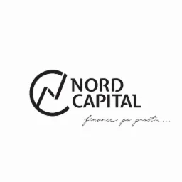 Logo firmy Nord Capital z hasłem 'finanse po prostu...' w czerni na białym tle.