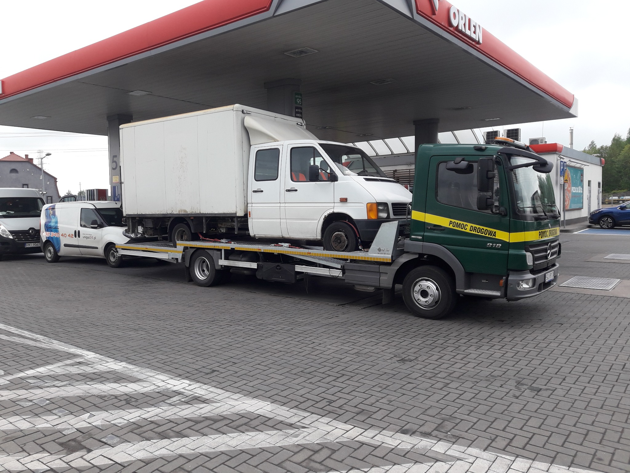 Dzięki zapadniom w zabudowie zabieramy busy do 3,3m wysokości