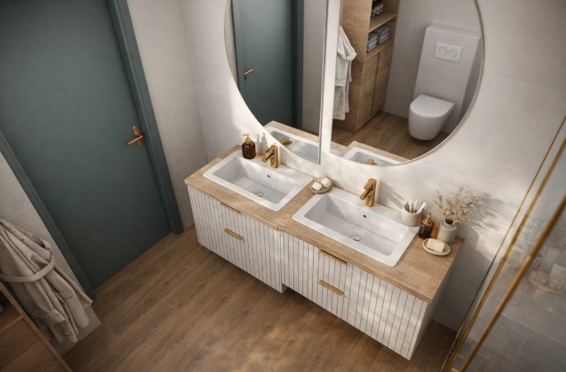 Nowoczesna łazienka z podwójną umywalką nablatową, drewnianym blatem i okrągłym lustrem. Widok z góry, ciepłe oświetlenie, minimalistyczny design.
