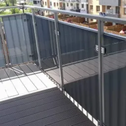 Balustrada szklana balkon