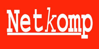Białe logo 'Netkomp' na pomarańczowym tle, z poziomą linią pod nazwą.