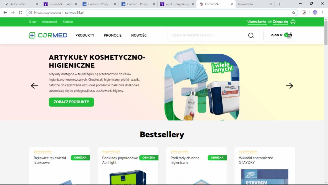 Ekran monitora prezentujący stronę internetową sklepu z artykułami kosmetyczno-higienicznymi, z ofertą podkładów poporodowych i chłonnych oraz wkładów anatomicznych.