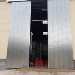 Zamontowana Brama Przemysłowa