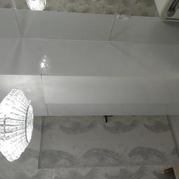 Rem-ont - Efekt końcowy z remontu gabinetu kosmetycznego, zabudowy na wysoki połysk wykonane na miejscu wlasnoręcznie