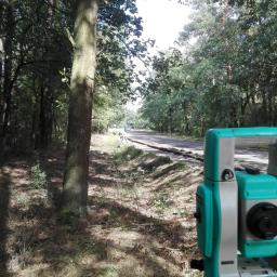 Tyczenie drogi w obszarze leśnym (7 km)