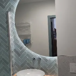 Lustro z podświetleniem led