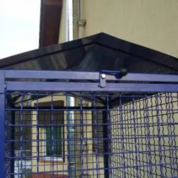 Kontener do składowania drzewa kominkowego