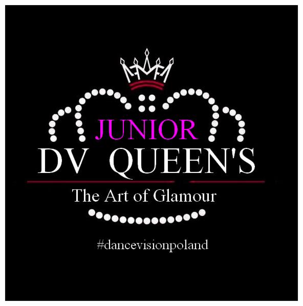 Logo Szkoły Tańca DV Queen's Junior z koroną, hasłem 'The Art of Glamour' i hashtagiem #dancevisionpoland na czarnym tle.