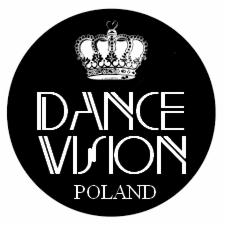 Czarno-białe logo Dance Vision Poland w okręgu, zwieńczone koroną.