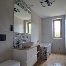 Glazurnik Daleszyce 3