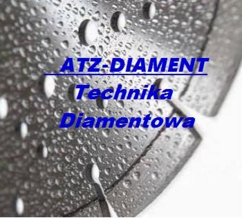 Zdjęcie tarczy diamentowej ATZ-DIAMENT Technika Diamentowa, pokrytej kroplami wody, na białym tle.