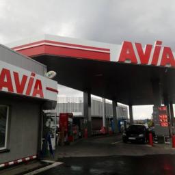 Stacja paliw Avia