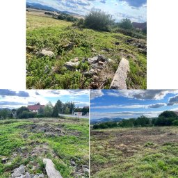 Mateusz Z - Teren po wycince drzew i krzewów, z widocznymi pozostałościami po pracach ziemnych, gruzem i kamieniami, na tle krajobrazu z budynkami i wzgórzami.