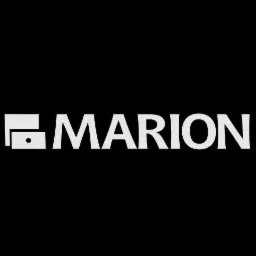 Białe logo 'MARION' na czarnym tle. Prosty, nowoczesny krój pisma. Minimalistyczny design.