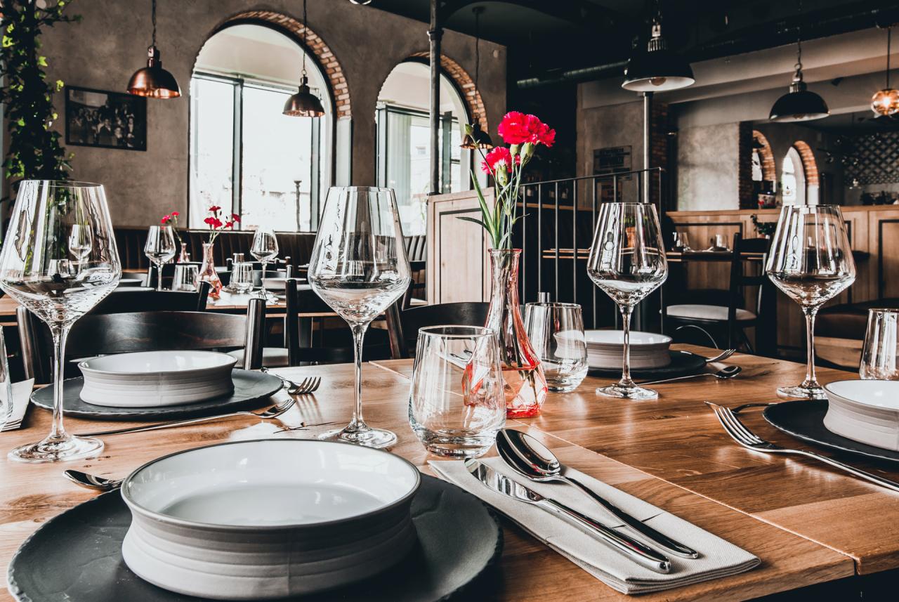 Jeśli jesteś zainteresowany spotkaniami biznesowymi, przygotujemy je dla Ciebie na najwyższym poziomie!