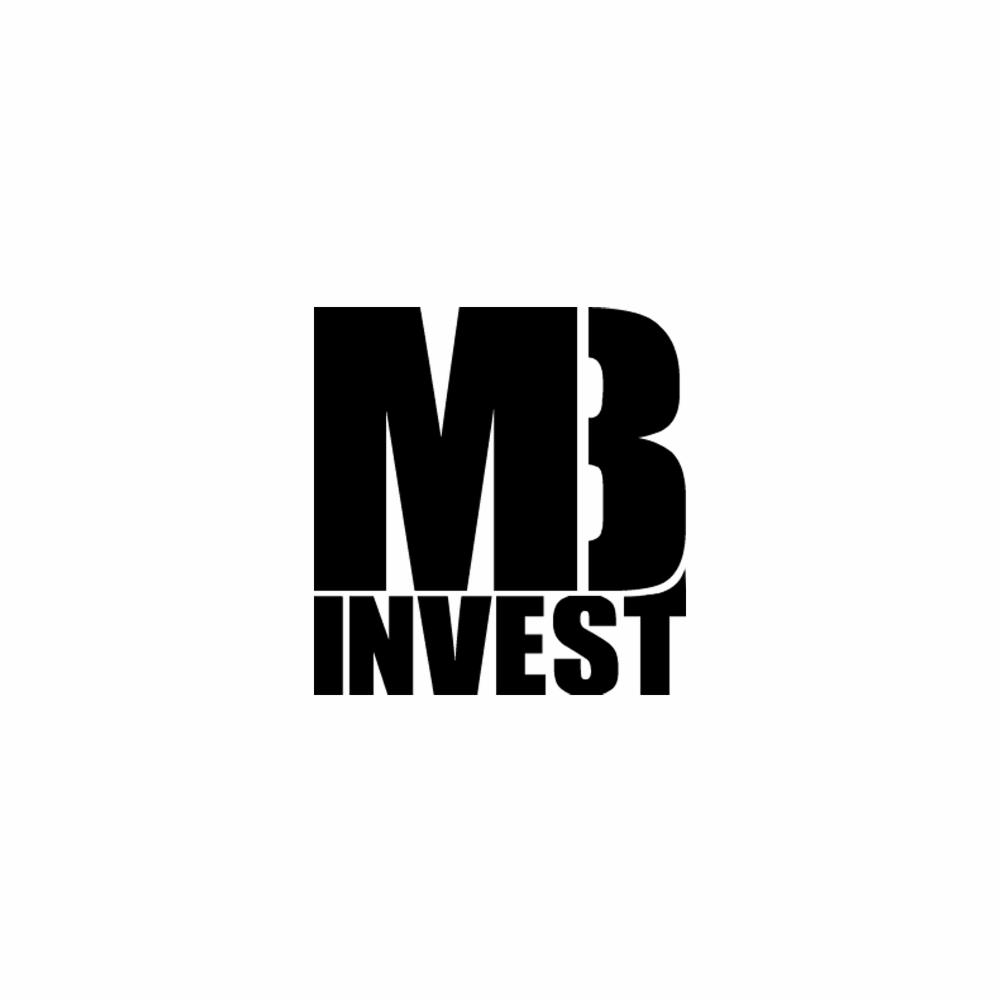 Czarne logo MB Invest na białym tle.