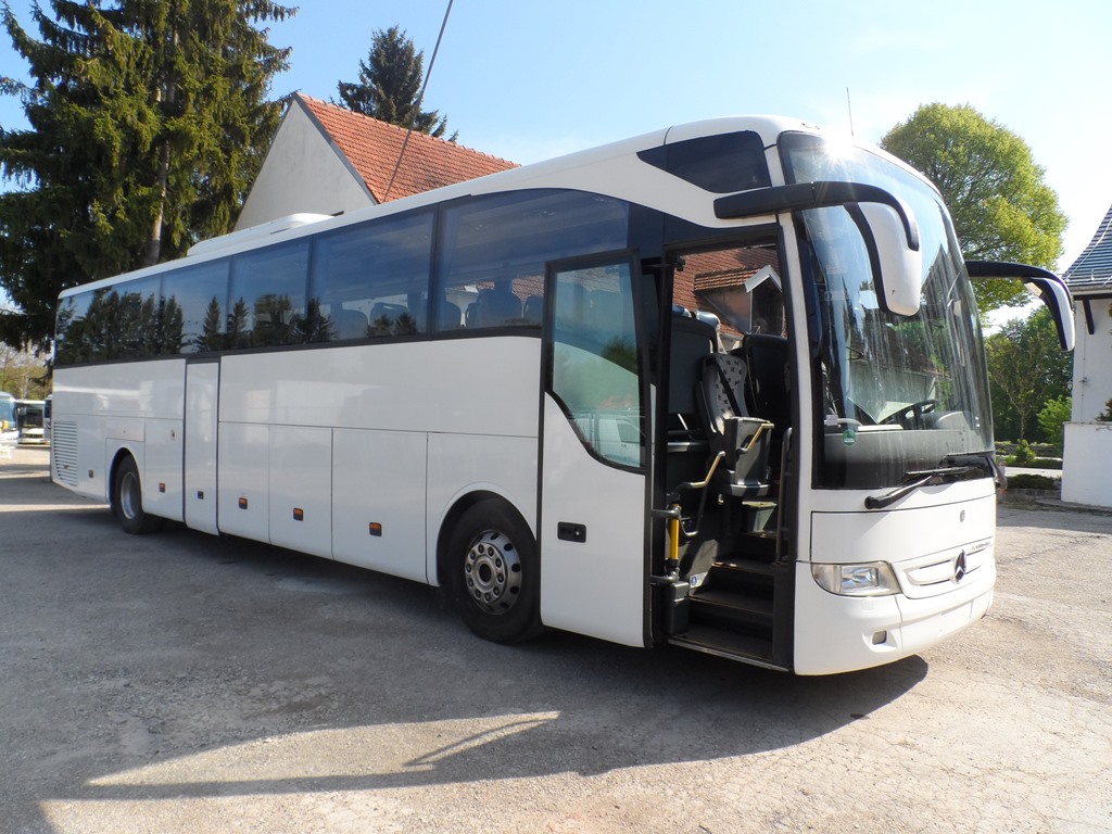 Mercedes-Benz Tourismo 55 + 2 osoby