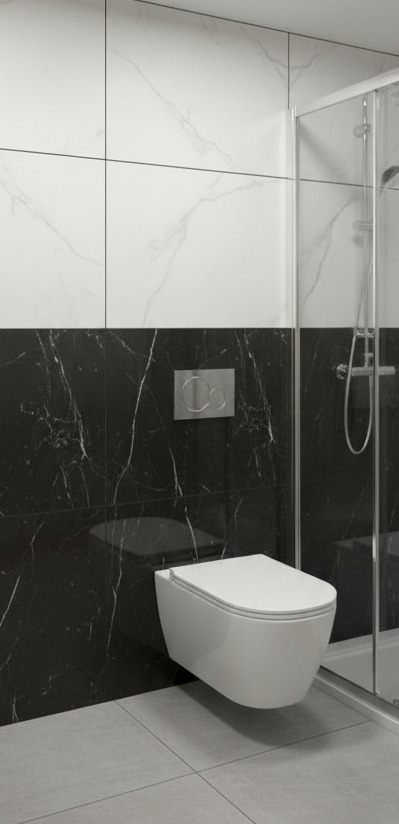 Nowoczesna łazienka z czarno-białymi płytkami imitującymi marmur, wisząca toaleta i szklana kabina prysznicowa. Minimalistyczny design, eleganckie wykończenie.