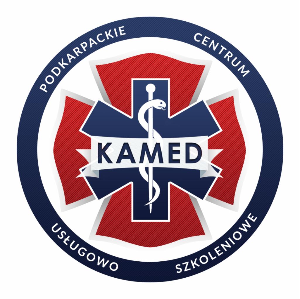 Logo firmy szkoleniowej KAMED z motywem krzyża w kolorach czerwonym i niebieskim, otoczone napisem 'Podkarpackie Centrum Usługowo Szkoleniowe'.