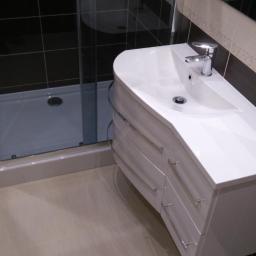 Kompleksowe wykończenie łazienki w stanie deweloperskim. Ul. Banacha, Kraków