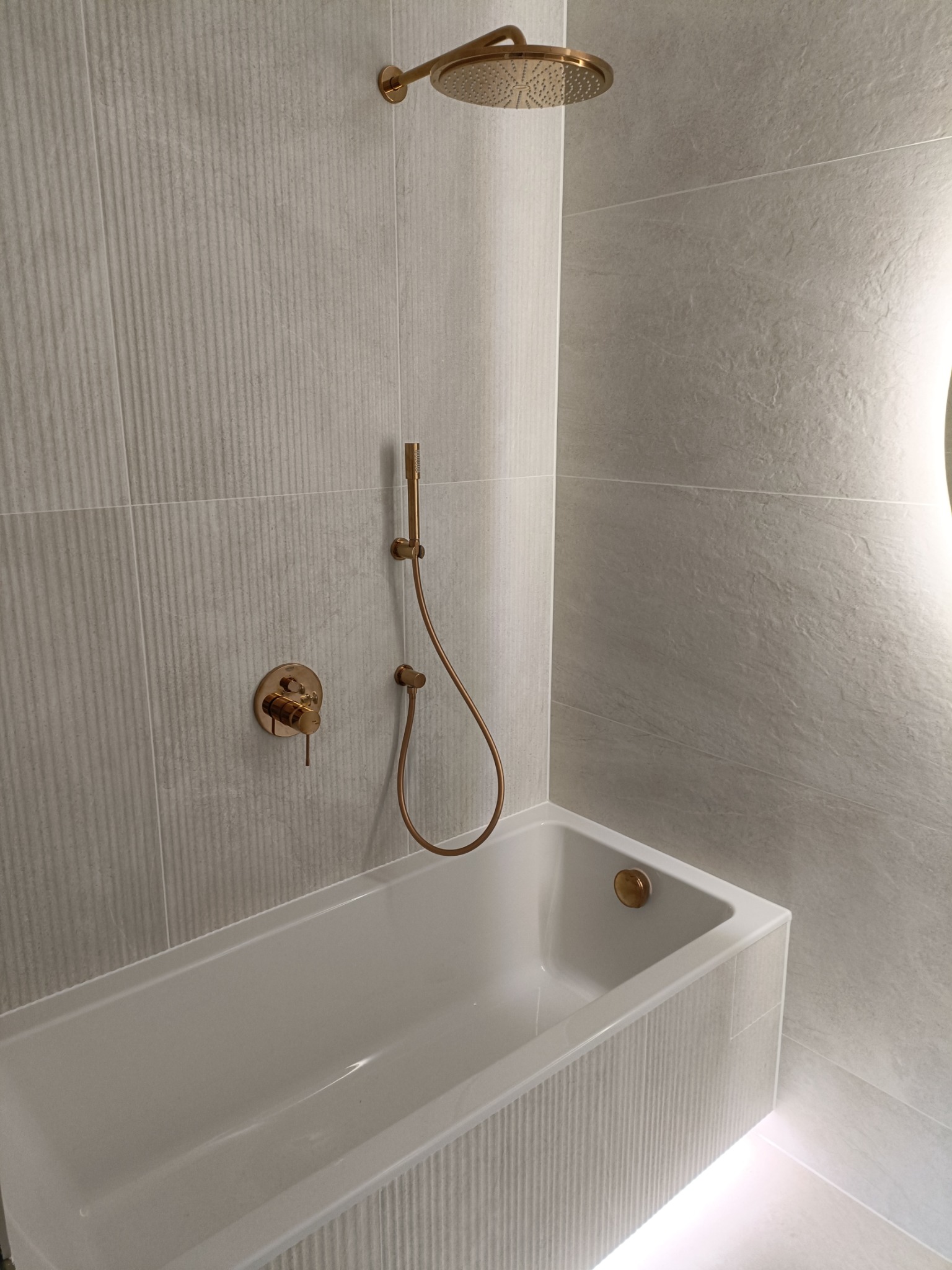 ul. Papierni Prądnickich, Kraków. Łazienka - kompleksowe wykończenia. PremiumSolutions.