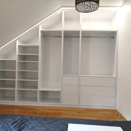 Meble na wymiar Rozalin 4