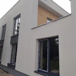 Kompleksowe docieplenie budynku w Piekarach