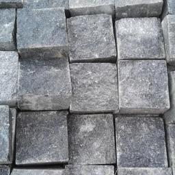 Układanie kostki brukowej Marki 2