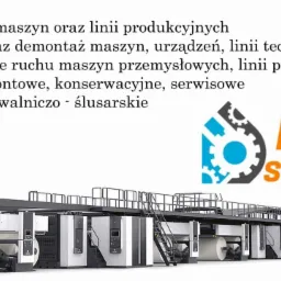 Duża maszyna przemysłowa z rolami papieru, widoczna z boku, z tekstem reklamowym u góry: relokacje, montaż, utrzymanie ruchu, prace remontowe i usługi ślusarsko-spawalnicze.
