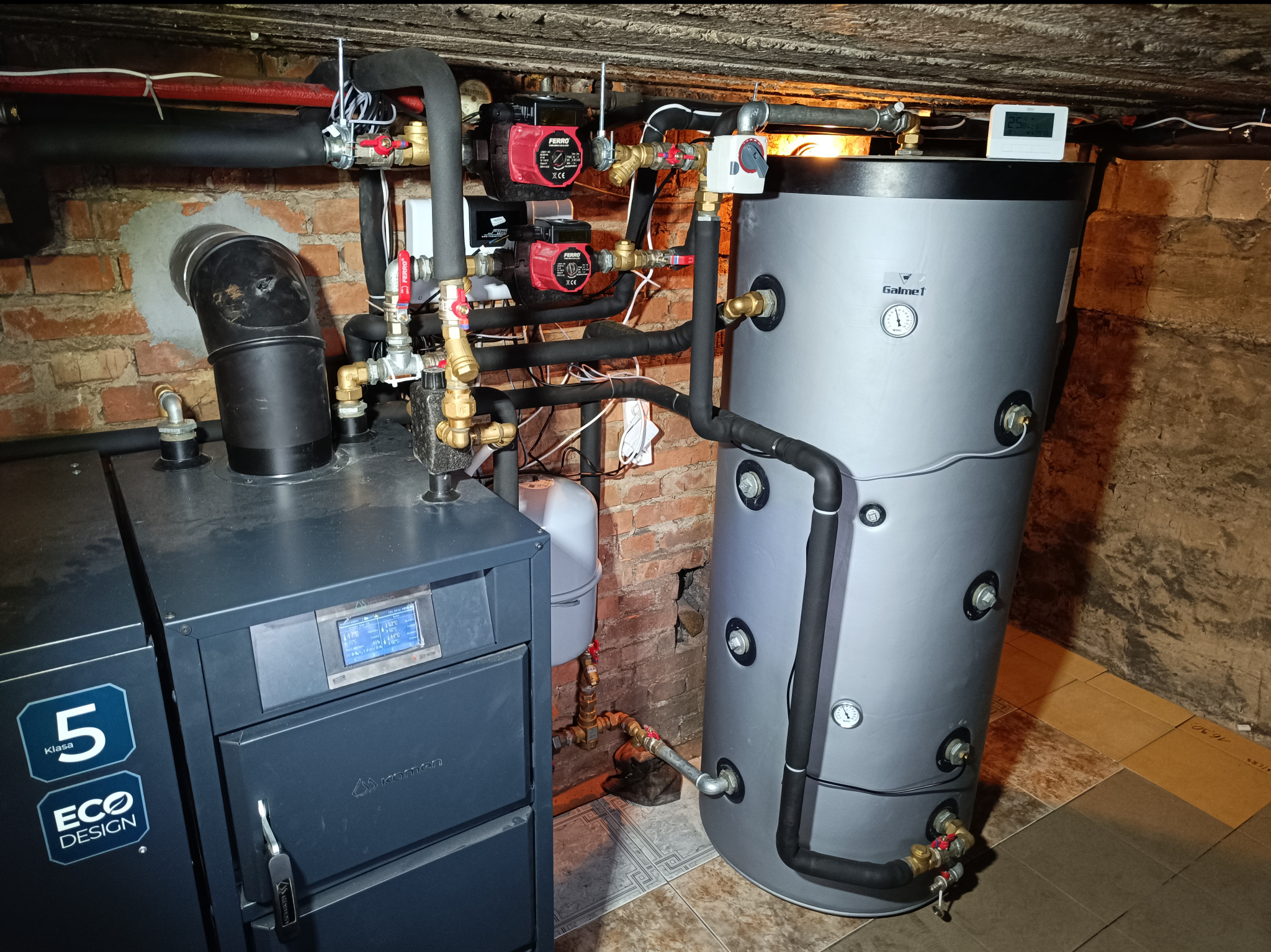 Kocioł pelletowy + bufor + zasobnik c.w.u.