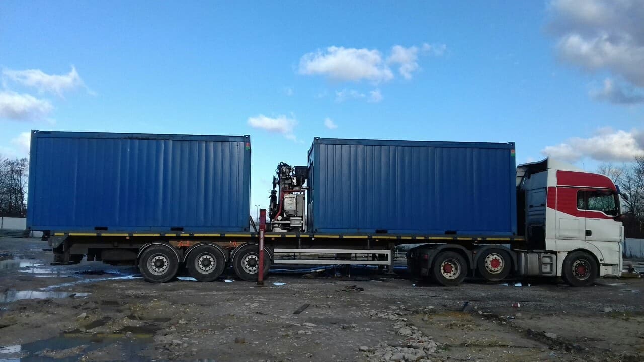 transport dwoch kontenerów, zaladunek hds