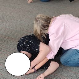 Szkolenia Praktyczne z I Pomocy Przedlekarskiej - Ćwiczenia z Bezpiecznej Pozycji Bocznej