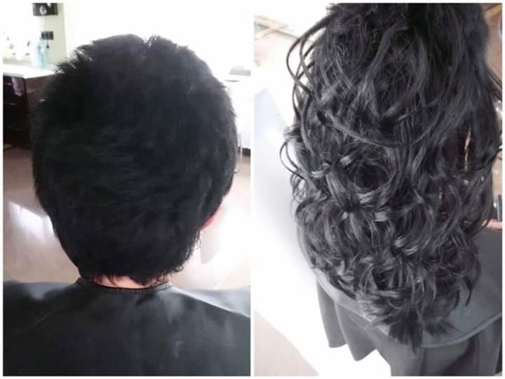 Porównanie: Krótkie, czarne włosy przed i po trwałej ondulacji, ukazujące wyraźną różnicę w strukturze i objętości.