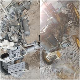 AkorTech - Porównanie elementów traktora przed i po piaskowaniu oraz malowaniu, widoczne różnice w wyglądzie i kolorze.