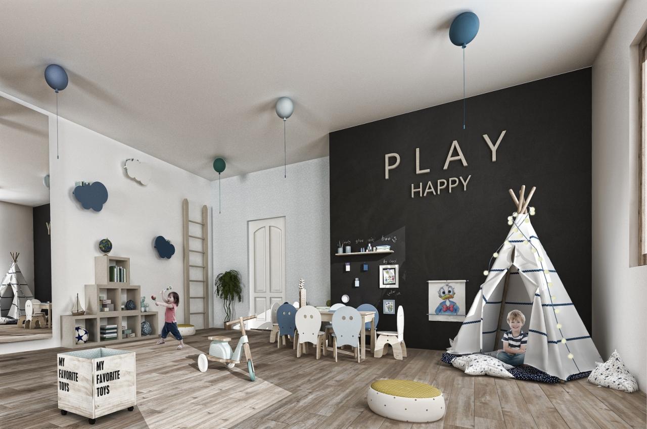 Jasny pokój dziecięcy z drewnianą podłogą, czarną ścianą z napisem 'PLAY HAPPY', białym tipi z lampkami, drewnianymi meblami i dekoracjami w kształcie balonów i chmur.